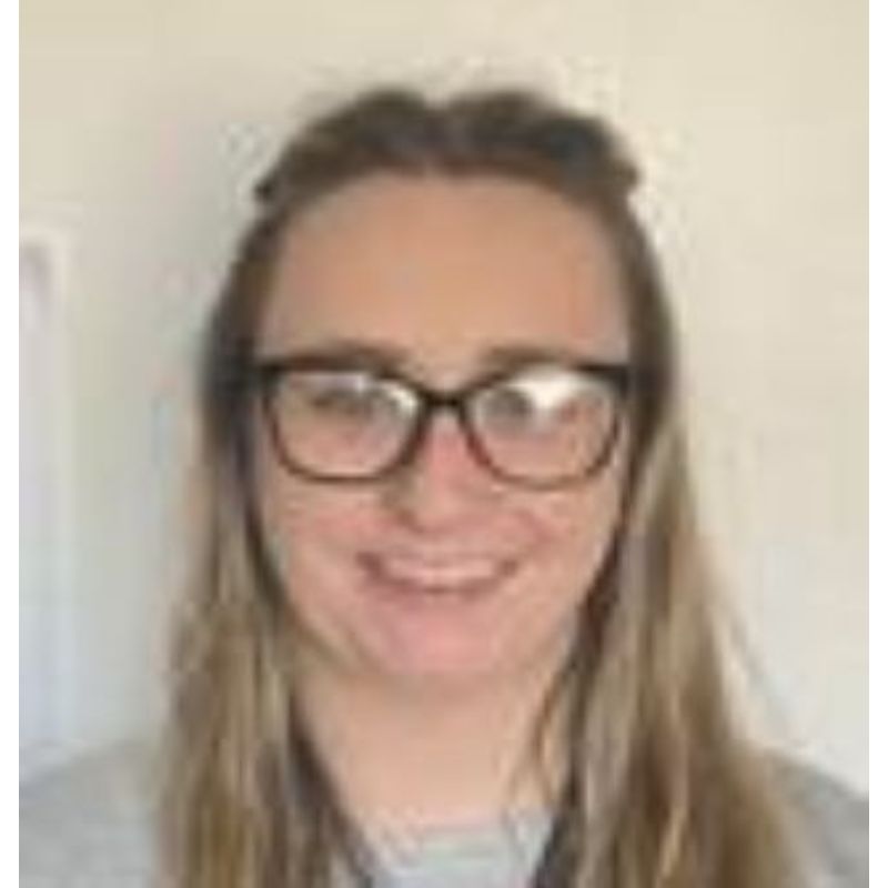 Image of Lauren 